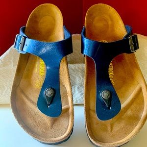 Birkenstock Gizeh Blue Leather Sandals size 41 (10-10 1/2). New without tags